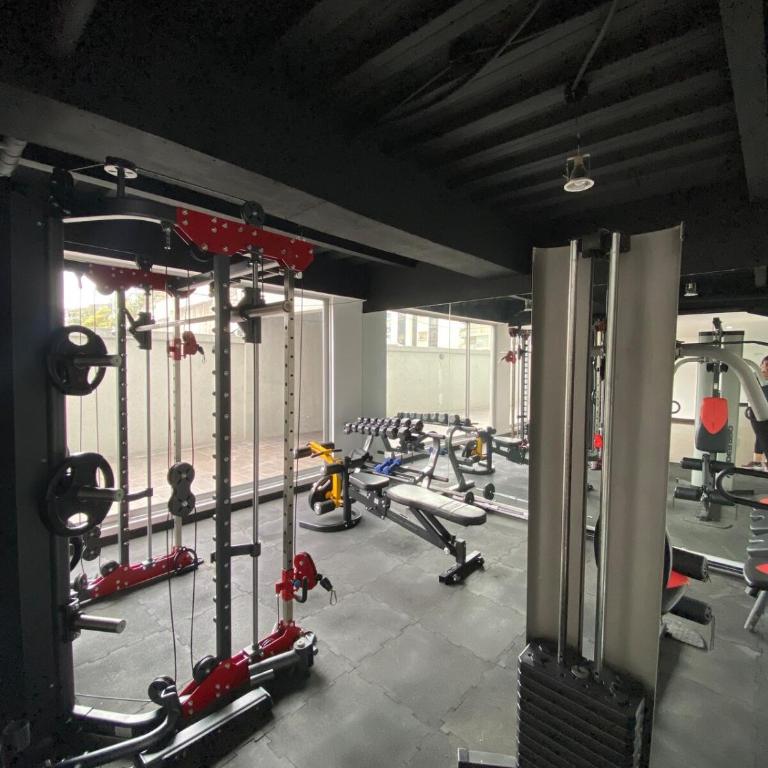 Comfy & Huge Apartment in Quito, Amazing view - Three-Bedroom Apartment - 17
