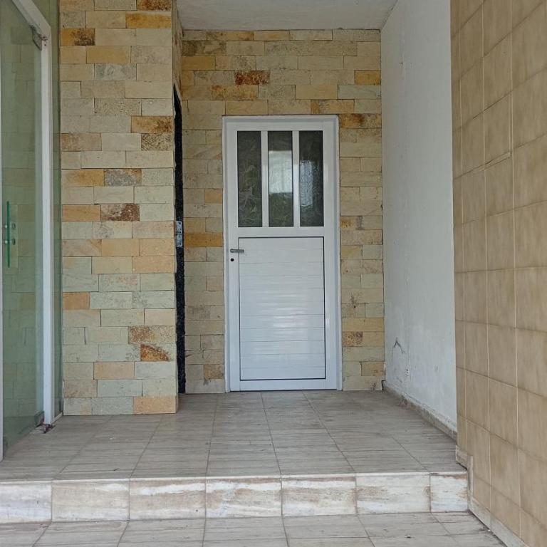 Yanel - One-Bedroom Apartment - 2