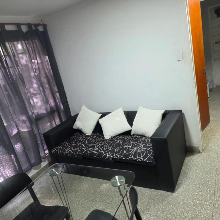 Departamento planta baja cerca Polo Sanitario y Parque Sarmiento - Apartamento - 5