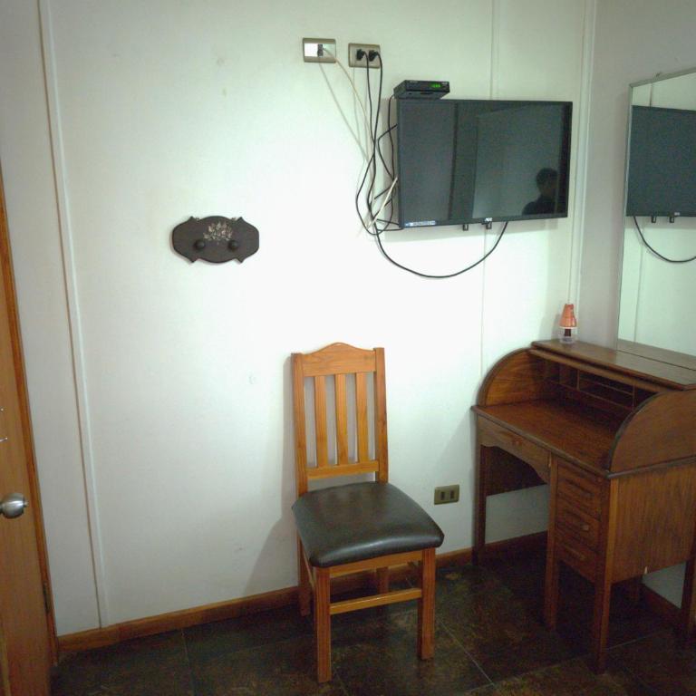 Hostal Entre Termas y Lagos - Double Room with Private Bathroom - 4