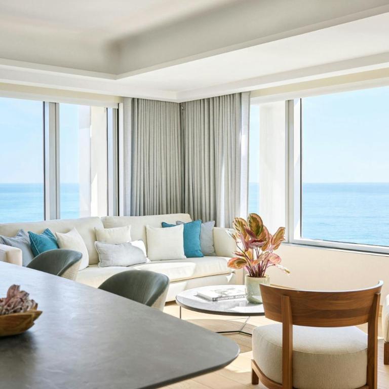Hotel Arts Barcelona - Club Deluxe King Room - Club Level/Upper Floor - 7