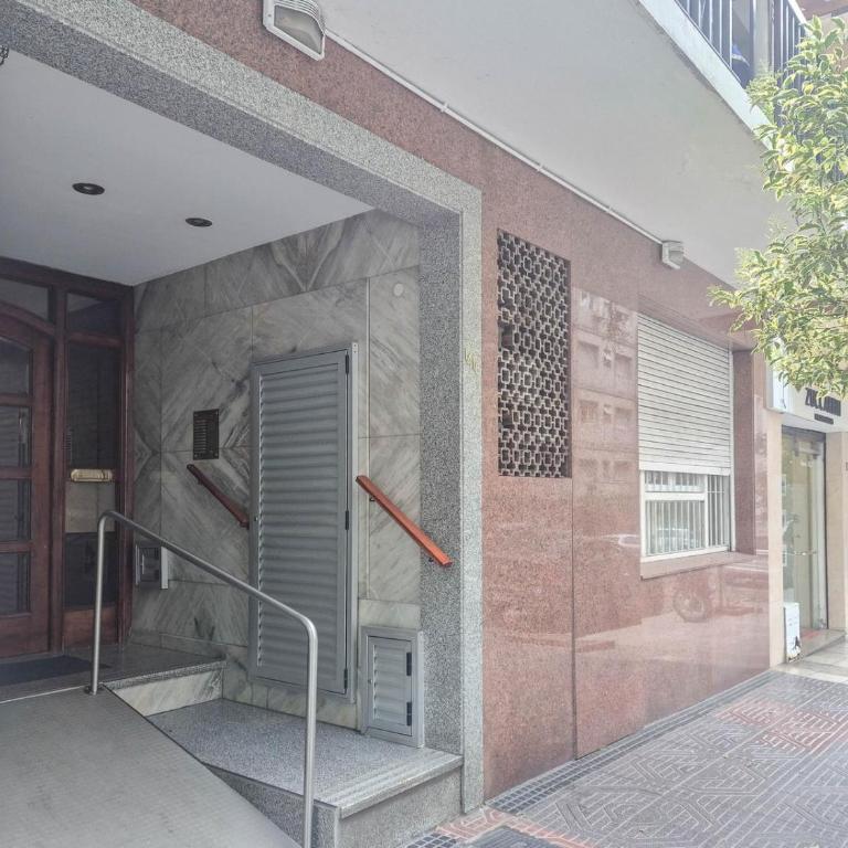 Brown - One-Bedroom Apartment - 12