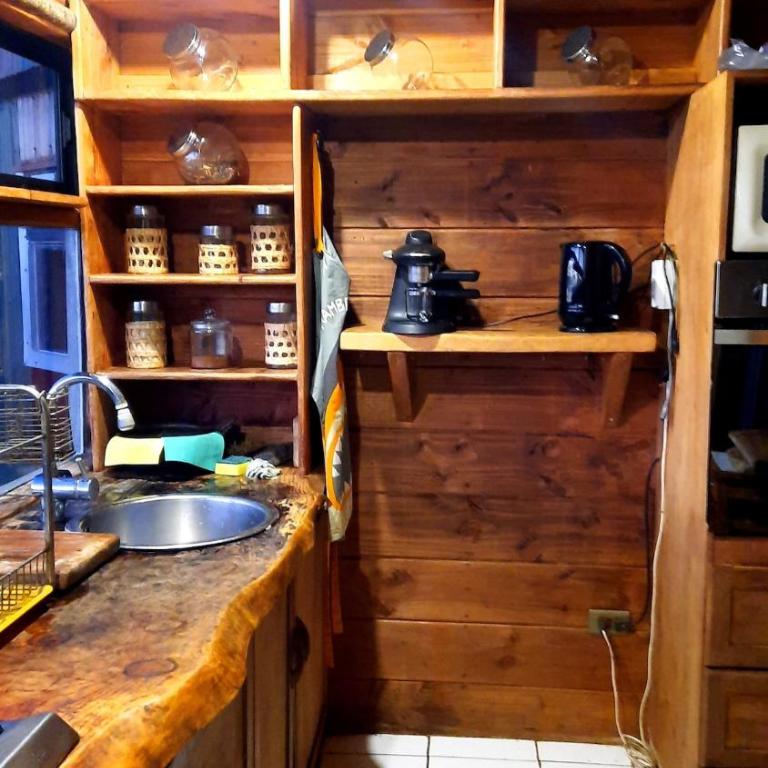 Refugio Kallfuko, a great space with nature - Four-Bedroom House - 26