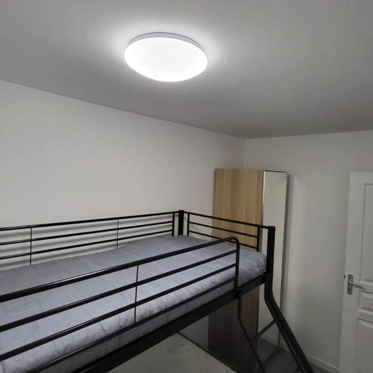T2 RDC refait à neuf proche plage - FR-1-610-118 - Apartment - 8