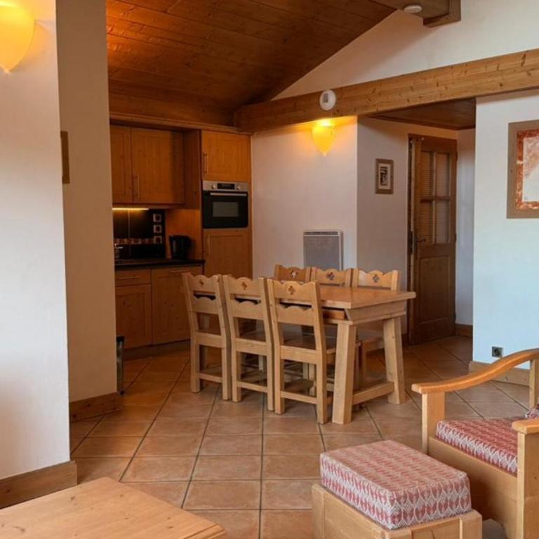 Appartement cosy 3 pièces près des pistes avec parking - FR-1-572-344 - Appartement - 5
