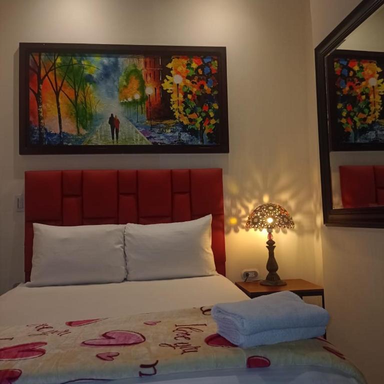 Hotel 50 Suites - Standard Double Room with Fan - 6