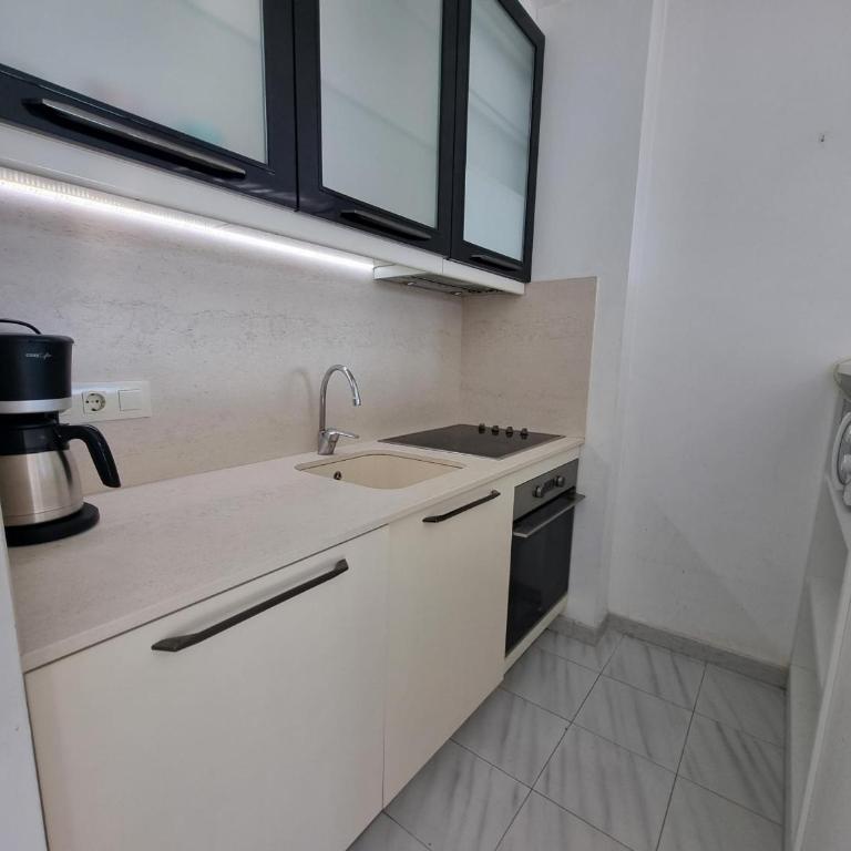 Apartamento moderno de 3 habitaciones a 50m de la playa con piscina - HISP-236-30 - Appartamento - 15