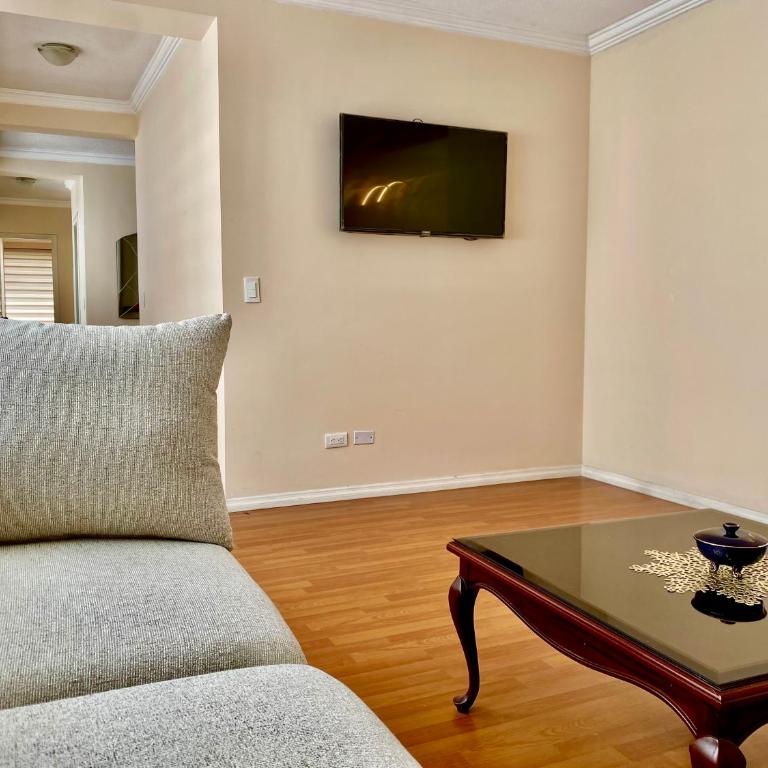 Moderno departamento en Quito - Two-Bedroom Apartment - 12