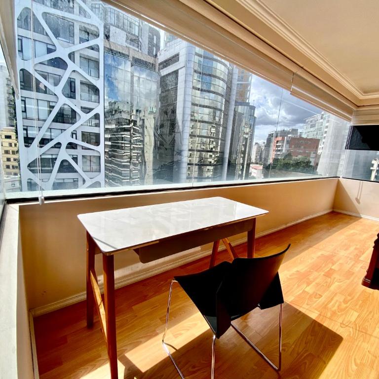 Moderno departamento en Quito - Two-Bedroom Apartment - 9