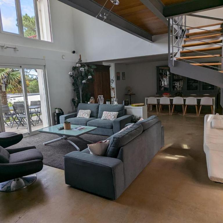 Superbe villa avec piscine chauffée et jardin à 10 min du centre, pour 12 personnes - FR-1-239-1150 - Maison de Vacances - 7