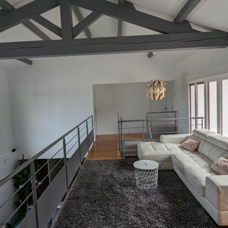 Superbe villa avec piscine chauffée et jardin à 10 min du centre, pour 12 personnes - FR-1-239-1150 - Maison de Vacances - 13