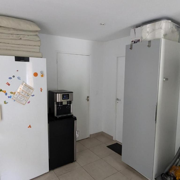 Superbe villa avec piscine chauffée et jardin à 10 min du centre, pour 12 personnes - FR-1-239-1150 - Maison de Vacances - 23