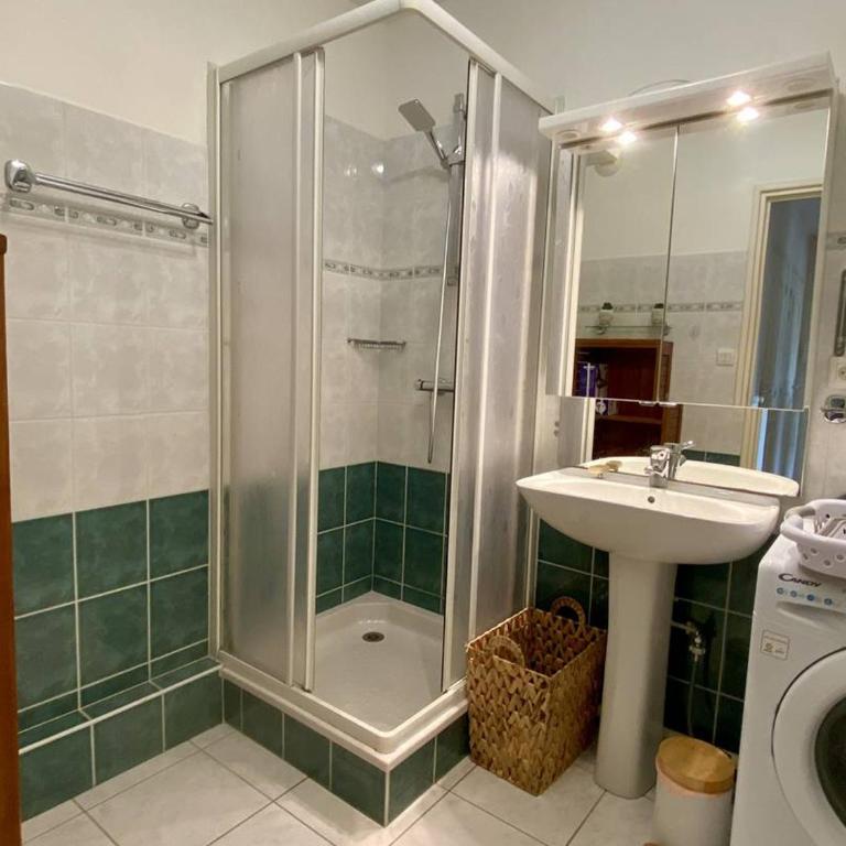 Appartement à Cambo-les-Bains, terrasse et 3 couchages - Appartement 1 Chambre - 9