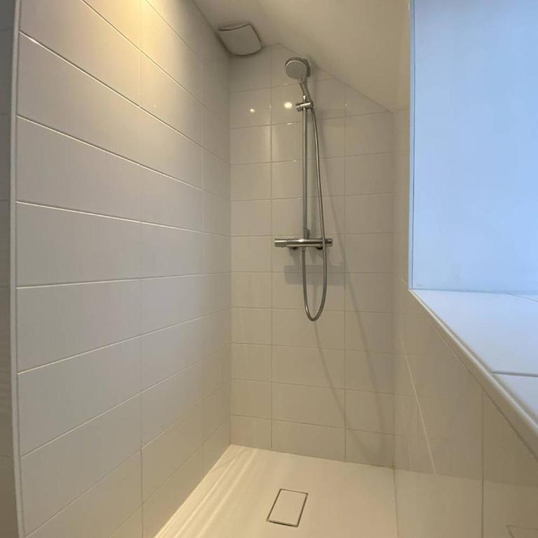 Maison à louer avec balcon et WIFI près de la plage à Perros-Guirec - FR-1-368-471 - Vacation Home - 5