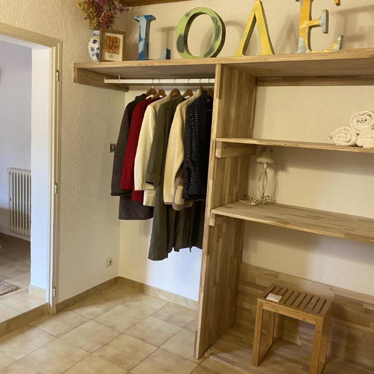 Dernière disponibilité du 28 aout au 4 Septembre -Visitez la Provence- Villa 3 chambres-6 personnes- jardin & piscine - Casa con 3 Camere da Letto - 31