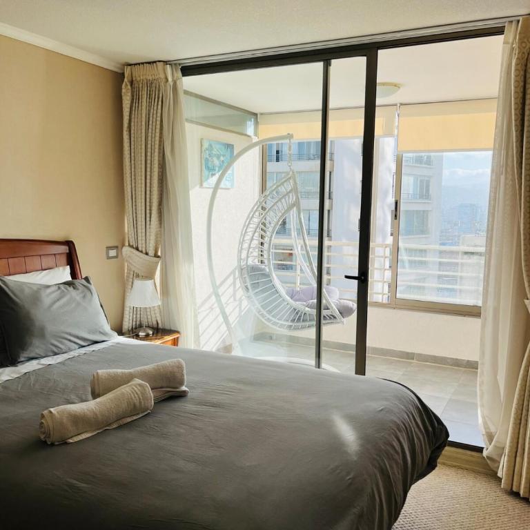 Apartamento con vistas a la ciudad y al mar - One-Bedroom Apartment - 10