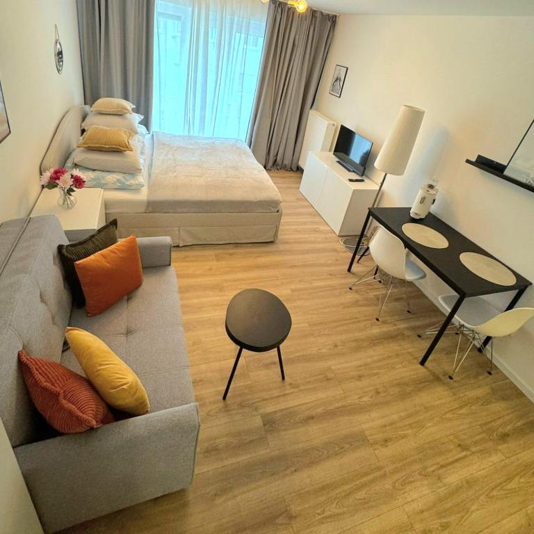 HIGH CLASS - Design Apartment - Favorite Place - Full Equipment - Public Transport - Apartamento Deluxe - 8