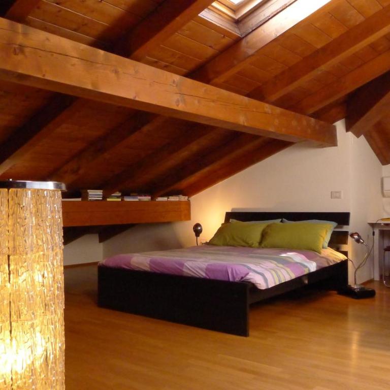 B&B Via Punta 8 - Camera Matrimoniale/Doppia con Letti Singoli - 1