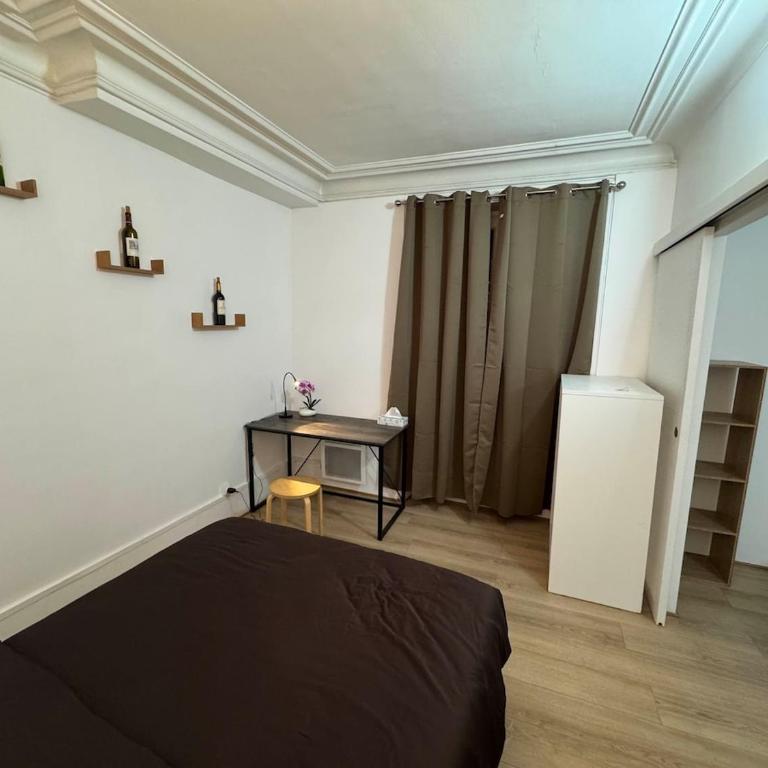 Logement entier appartement Paris, France - Appartement 2 Chambres - 9