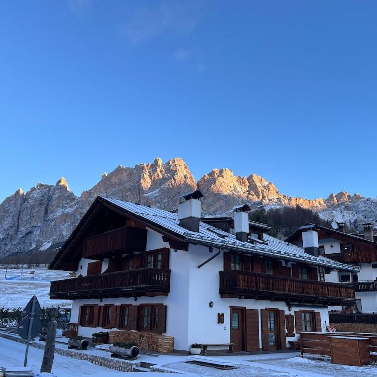 Charming house Cortina d Ampezzo - Appartement 3 Chambres - 10