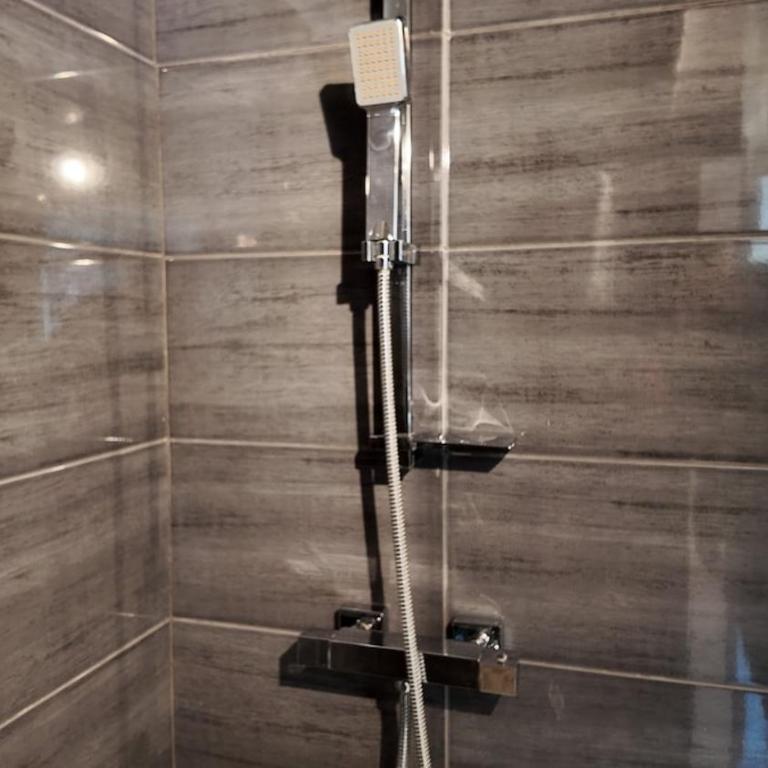 Studio climatisé cosy dans une villa avec parking - Apartment mit 1 Schlafzimmer - 9
