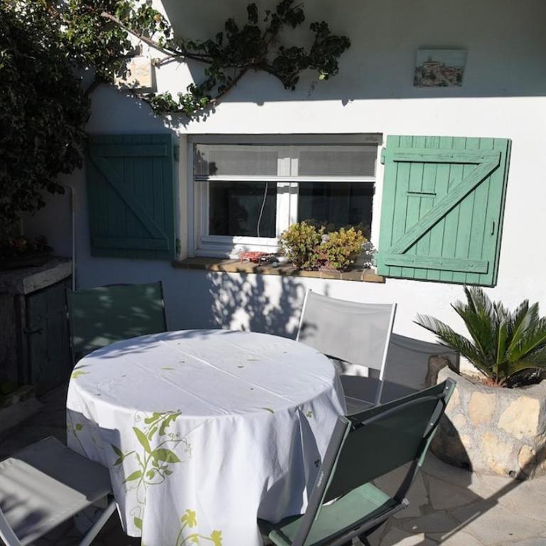Studio climatisé cosy dans une villa avec parking - Apartment mit 1 Schlafzimmer - 5