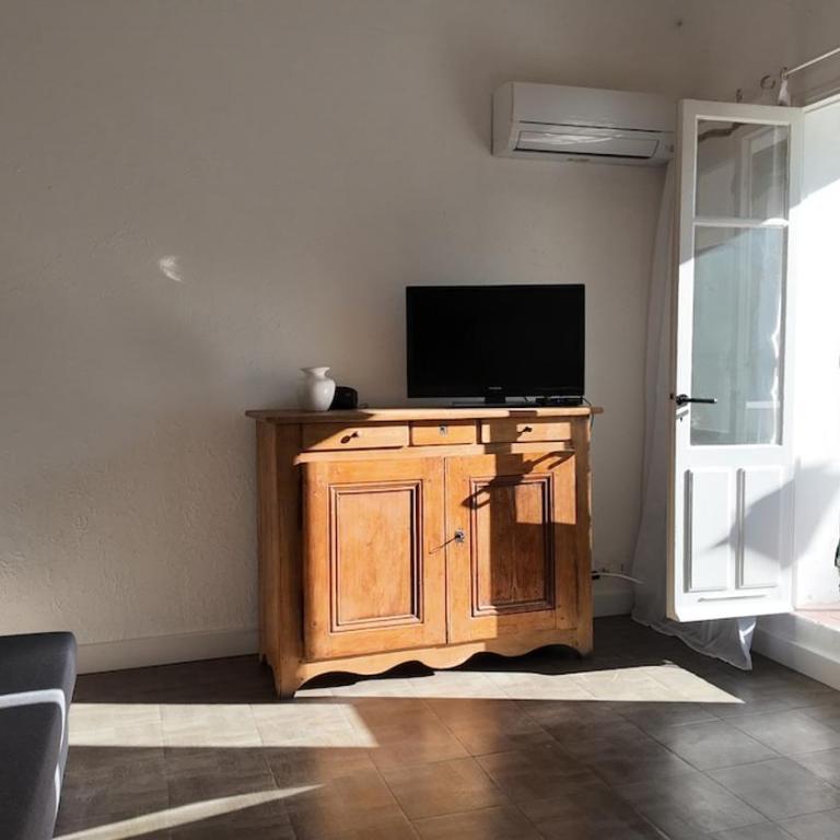 Studio climatisé cosy dans une villa avec parking - Apartment mit 1 Schlafzimmer - 15