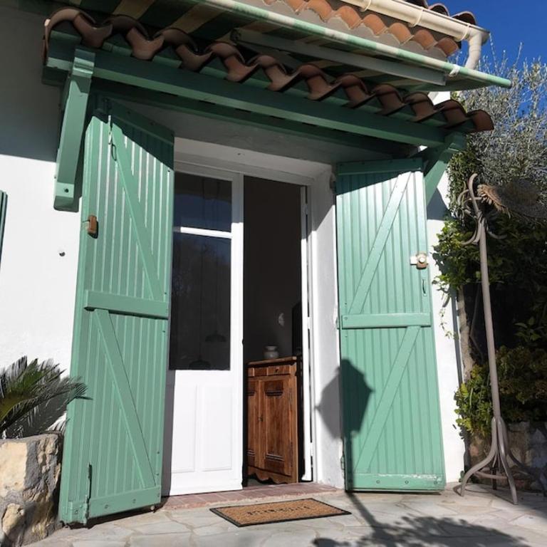 Studio climatisé cosy dans une villa avec parking - Apartment mit 1 Schlafzimmer - 25
