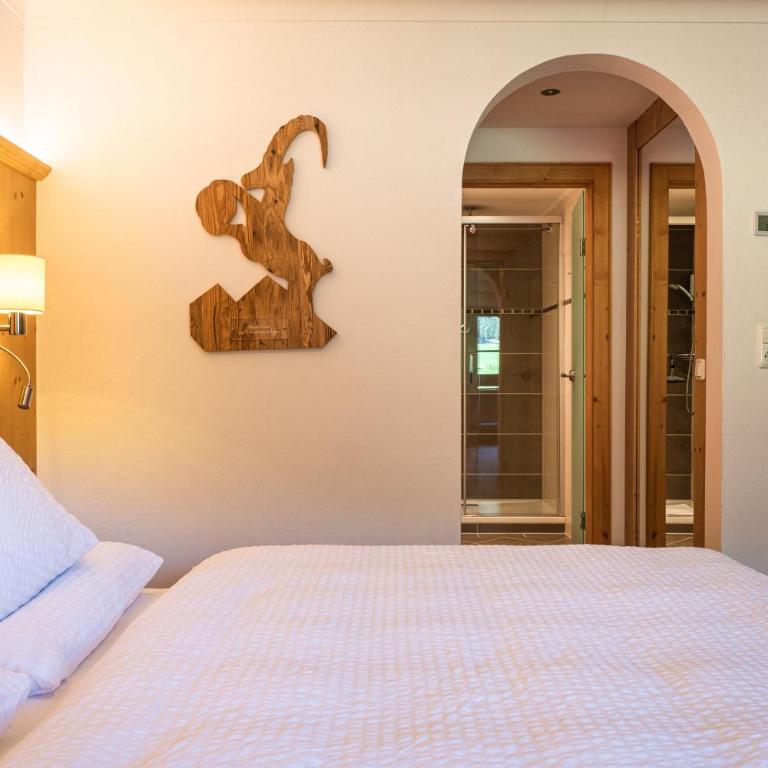 Gästehaus Stotter - Doppelzimmer mit Balkon - 1