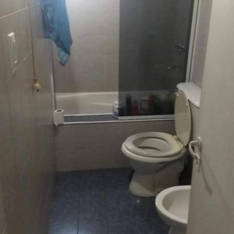 Alquiler en Villa Carlos Paz - Casa Unifamiliar de 2 dormitorios - 2