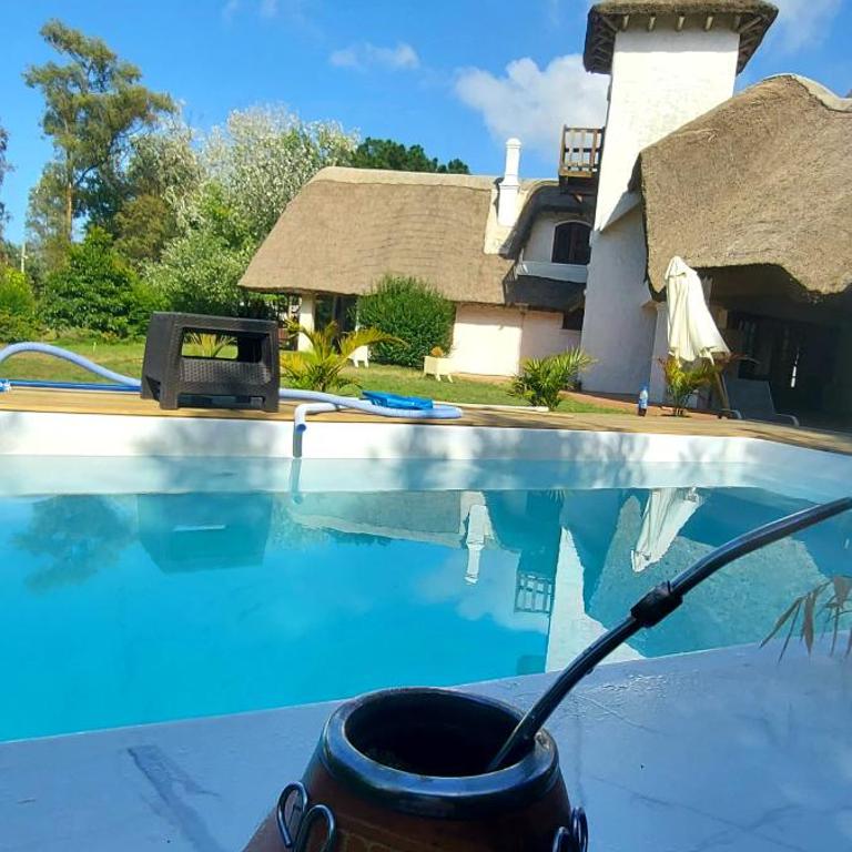 Majestuosa Residencia con piscina Atlantida SUR 7 dorm 4 bath - Villa - 28