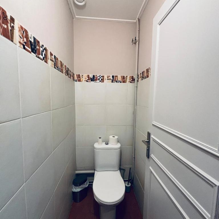 Le Mistral-5 Bedrooms-Balcony-Air Conditioning-Wifi - Apartment - 25