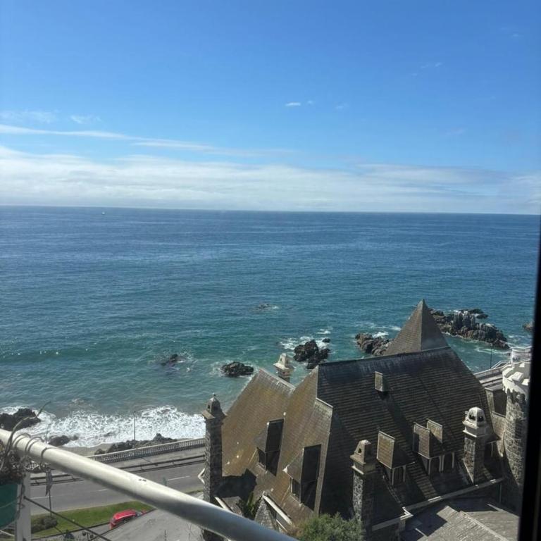 Family apartment with ocean view - luxury location - Three-Bedroom Apartment - 1