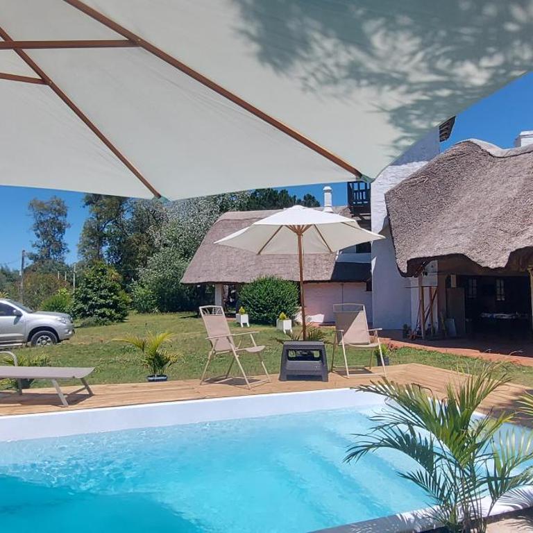 Majestuosa Residencia con piscina Atlantida SUR 7 dorm 4 bath - Villa - 42