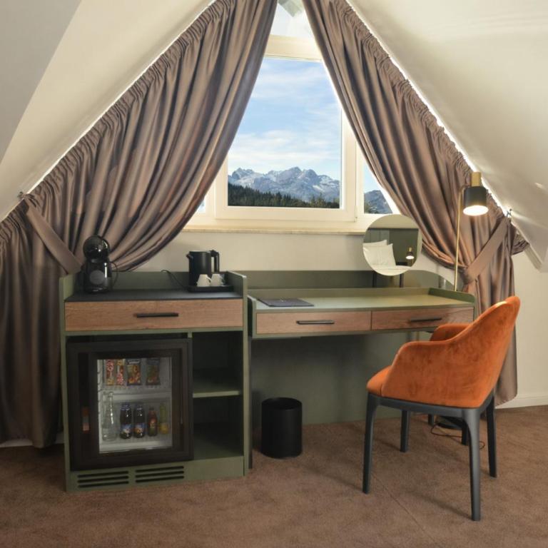 Hotel Aleksandar Conference & Spa - Triple Room - 2