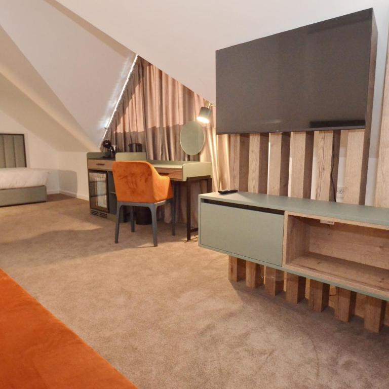 Hotel Aleksandar Conference & Spa - Triple Room - 7