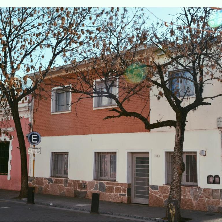 Casa tranquila en la zona más turistica de Güemes - Casa de 4 dormitorios - 14