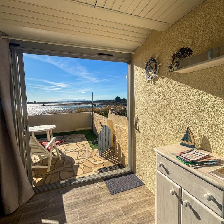 Maison très paisible , face à l'étang avec terrasse - Maison 1 Chambre - 13