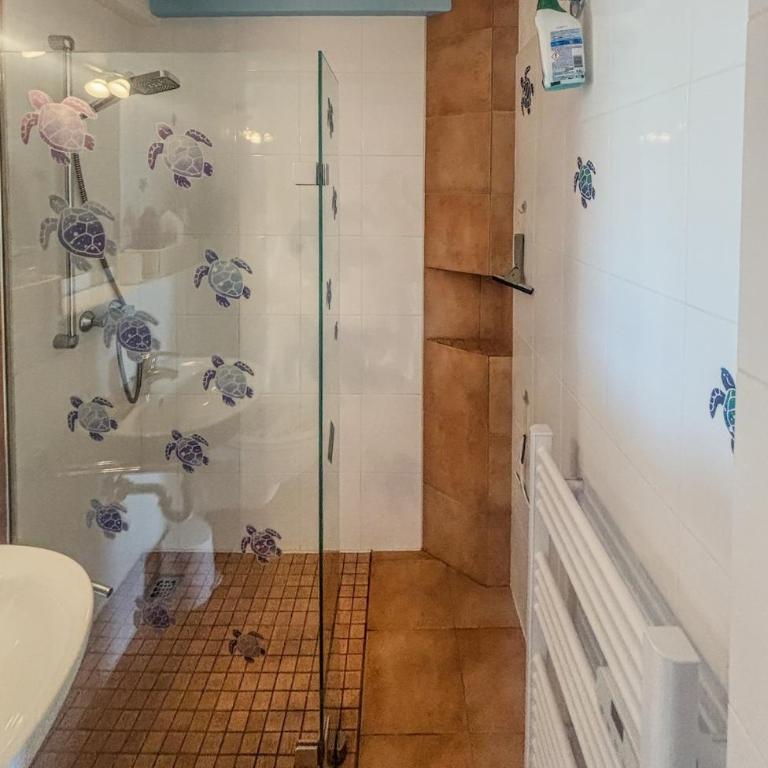 Maison très paisible , face à l'étang avec terrasse - Maison 1 Chambre - 27