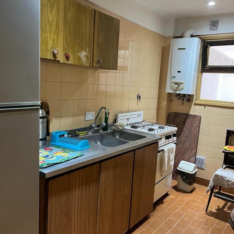 Departamento 2 ambientes, cerca del Shopping Aldrey y calle Guemes - One-Bedroom Apartment - 19