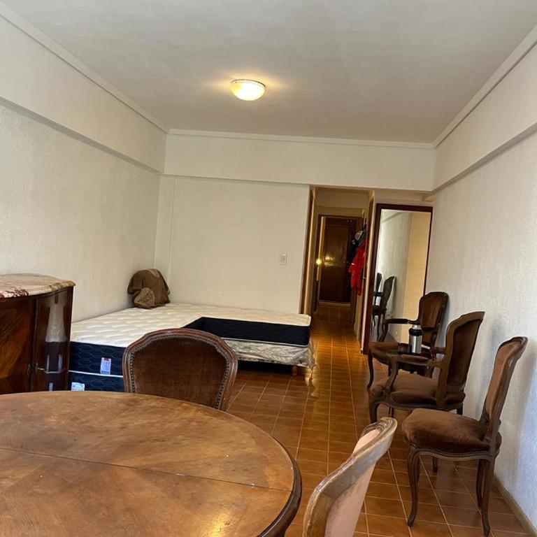 Departamento 2 ambientes, cerca del Shopping Aldrey y calle Guemes - One-Bedroom Apartment - 20