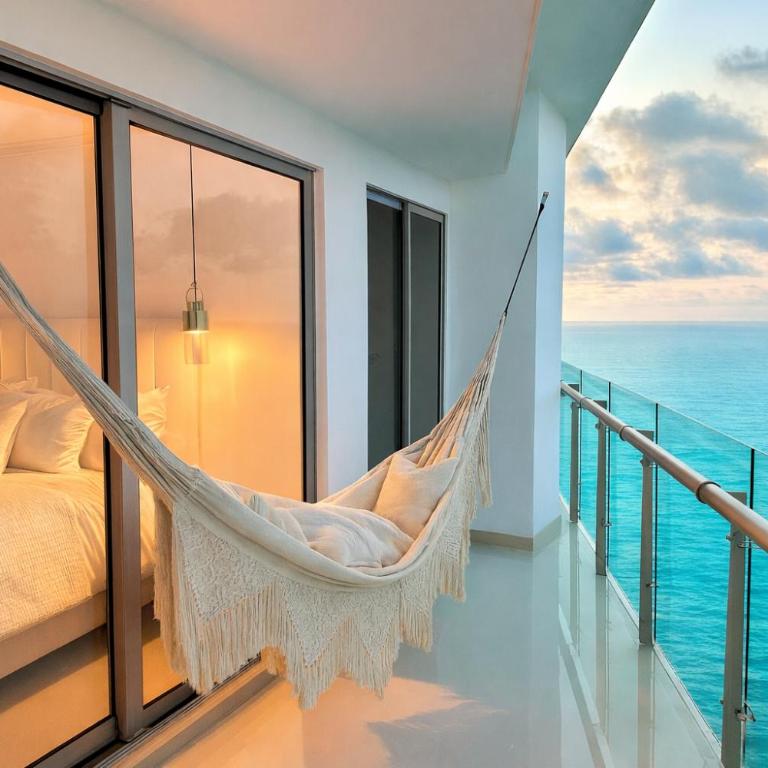 by Calamari Homes - Altamar 27B1 near walled city - Apartamento de 2 dormitorios con balcón y vistas al mar - 1