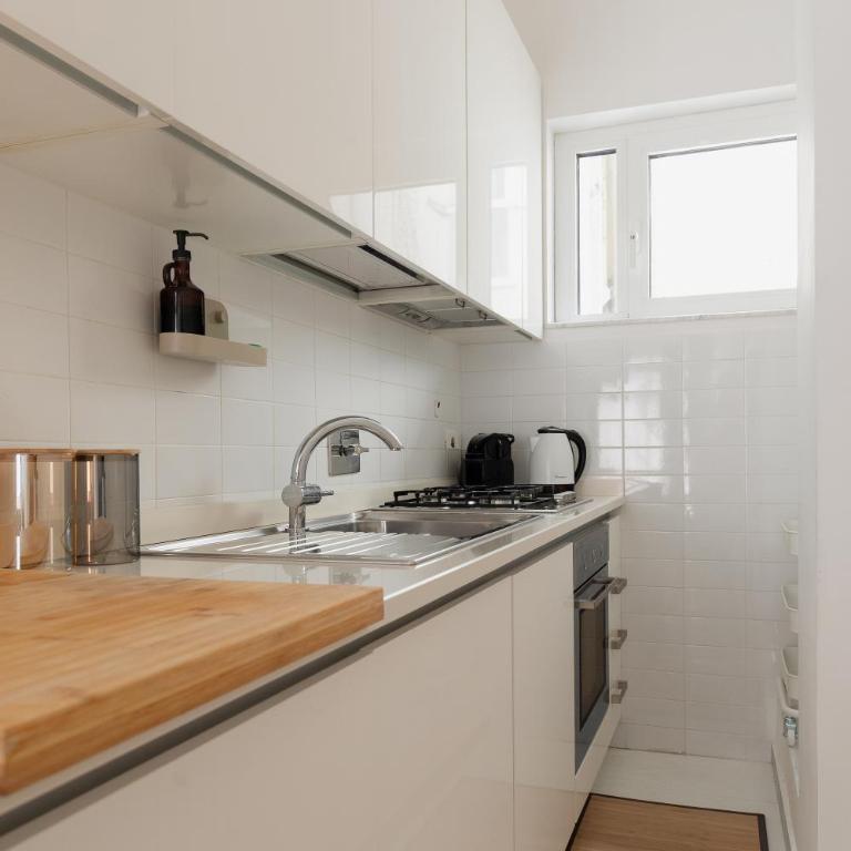 Glory House Trastevere 3 - Appartamento con 2 Camere da Letto - 34