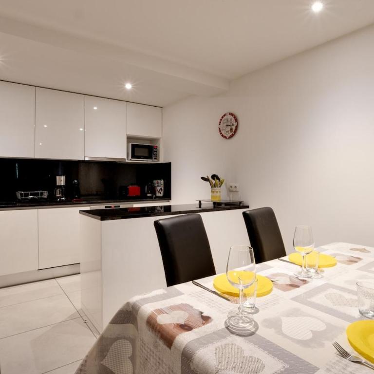 Grand Paradis B11 - Good location & parking - Appartement Standard 2 Chambres - 4