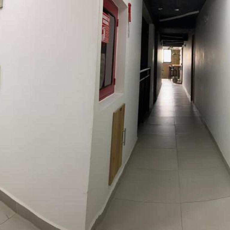 Apartaestudio Amoblado - Apartamento de 1 dormitorio - 24
