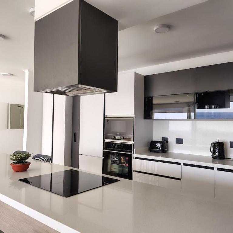 Departamento Playa Blanca - Two-Bedroom Apartment - Oceanfront - 12