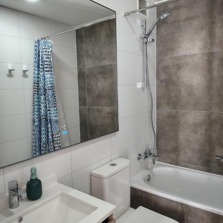 Departamento Playa Blanca - Two-Bedroom Apartment - Oceanfront - 21