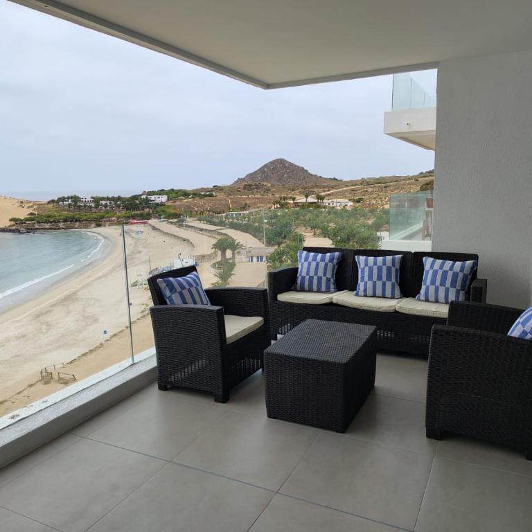 Departamento Playa Blanca - Two-Bedroom Apartment - Oceanfront - 5