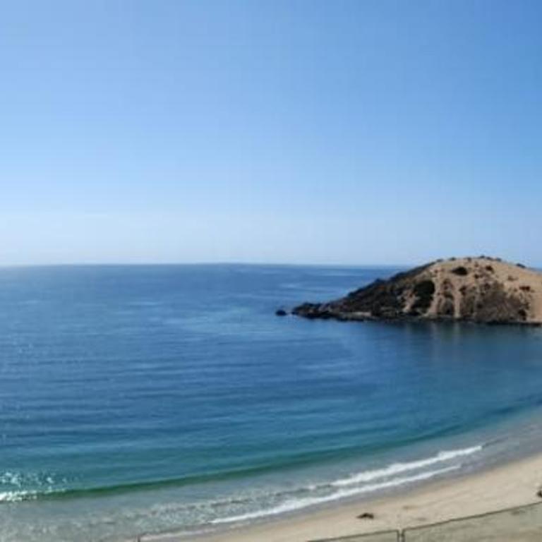 Departamento Playa Blanca - Two-Bedroom Apartment - Oceanfront - 29