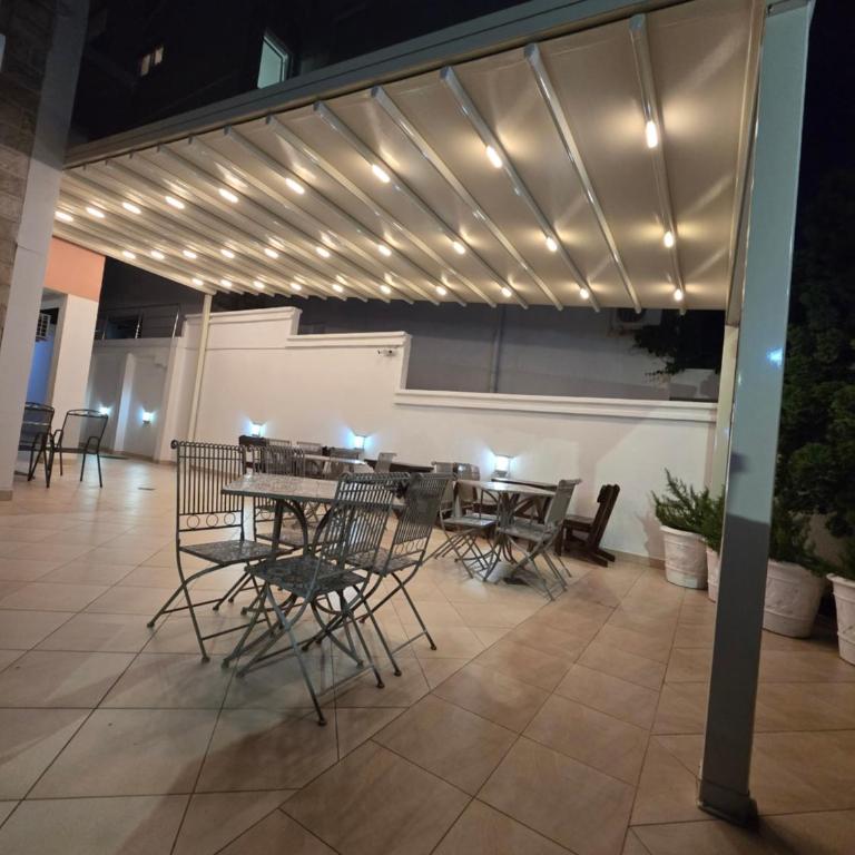Garni Hotel Koral - Deluks Dvokrevetna Soba sa Bračnim Krevetom/Zasebnim Krevetima - 4
